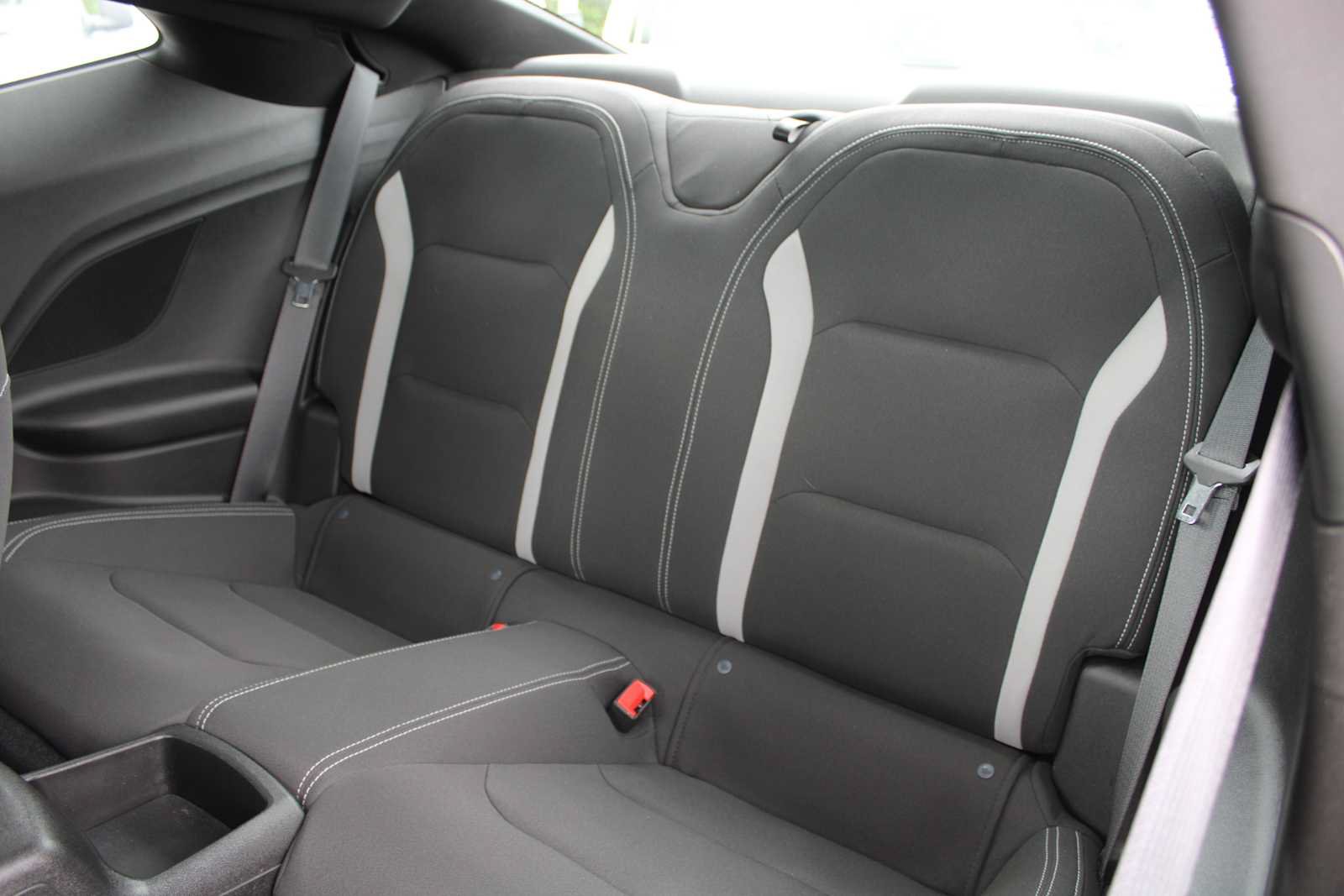 Certified 2022 Chevrolet Camaro LT w/ Technology Package RWD image 10