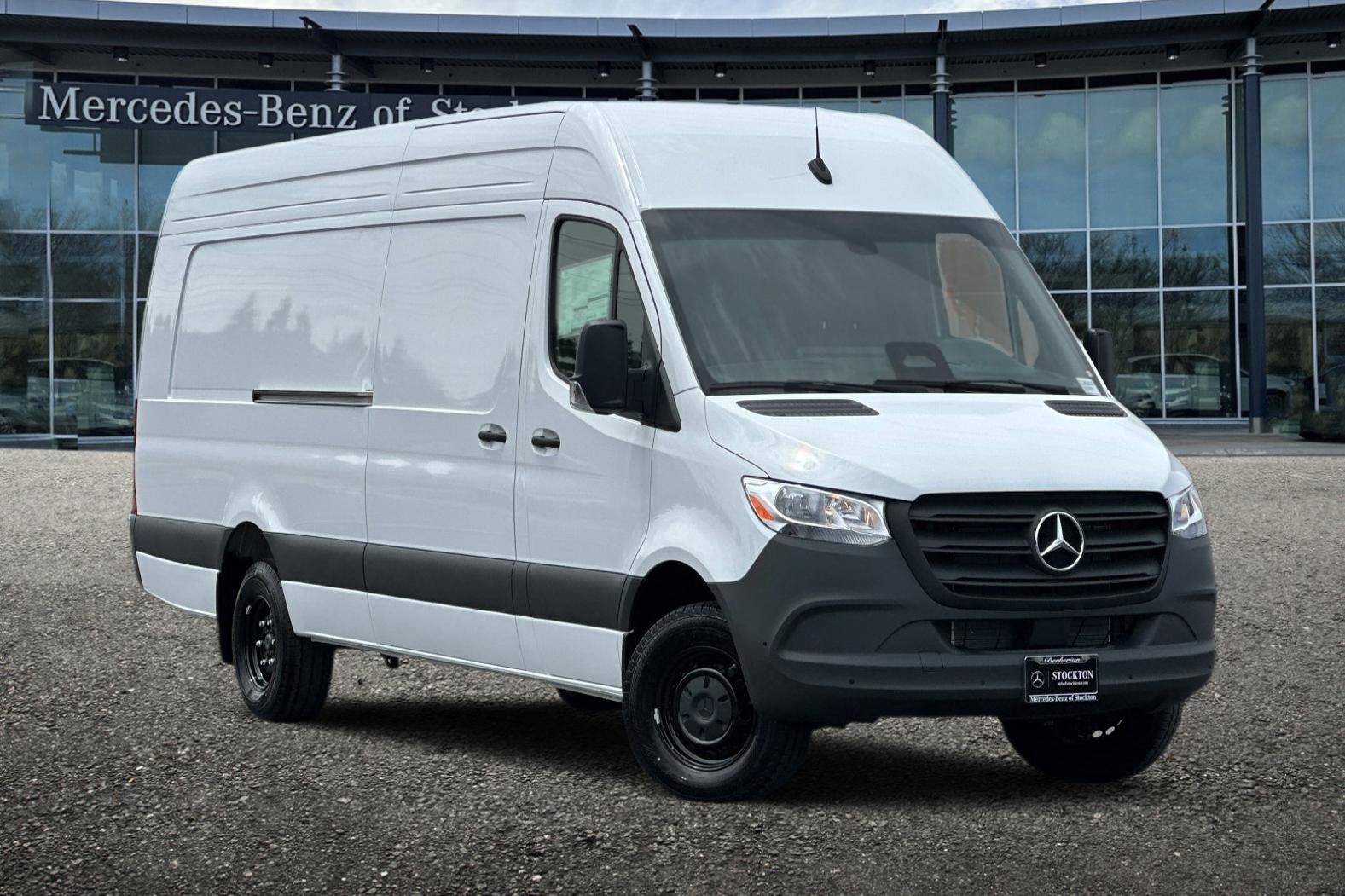 New 2025 Mercedes-Benz Sprinter 3500 video 2