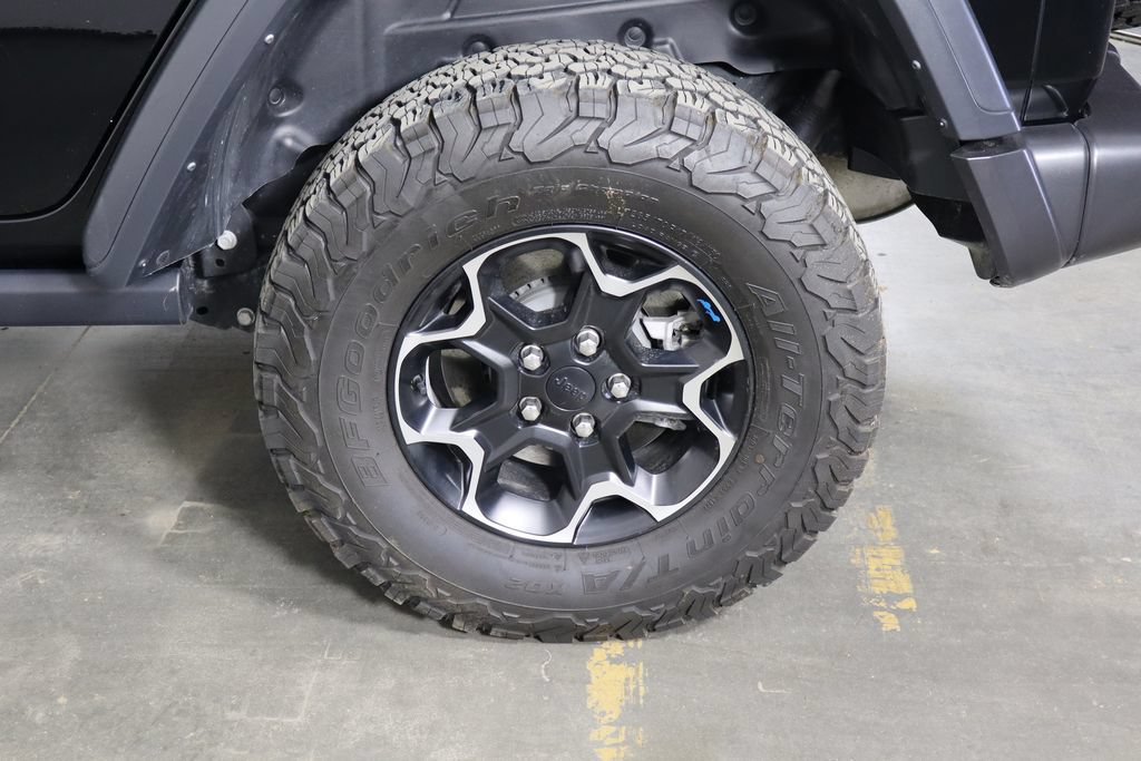 Used 2023 Jeep Wrangler Unlimited Rubicon 4xe w/ Cold Weather Group AWD/4WD image 42