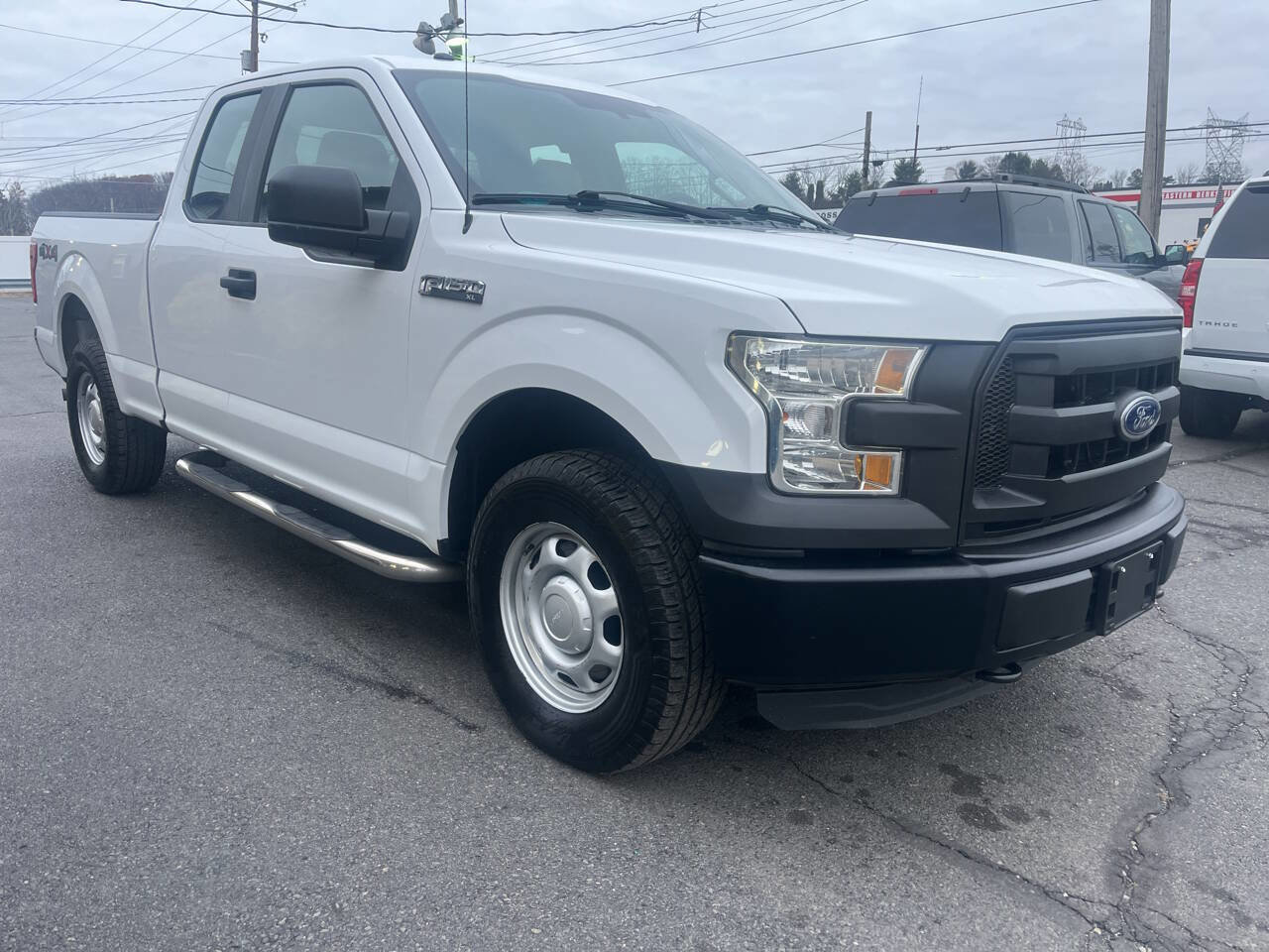 Used 2016 Ford F150 XL w/ Equipment Group 101A Mid image 4