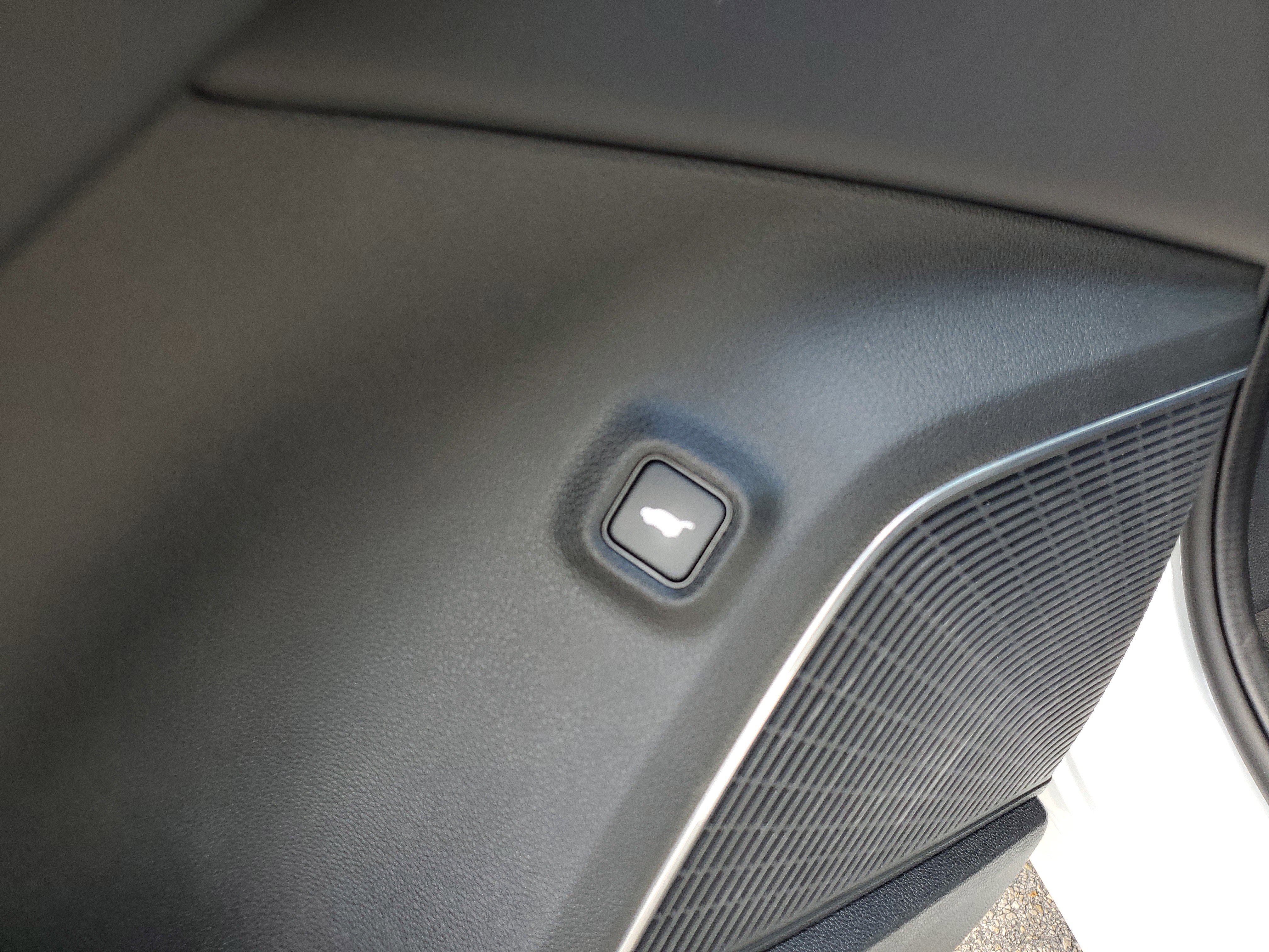 Used 2022 Acura MDX FWD w/ Technology Package image 19