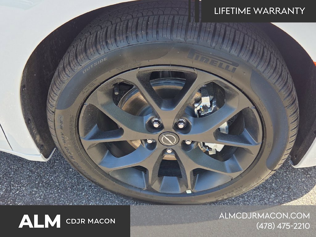 New 2026 Chrysler Pacifica Limited w/ S Appearance Package FWD image 19