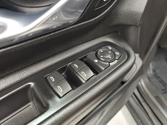 Used 2020 GMC Terrain SLT AWD/4WD image 13
