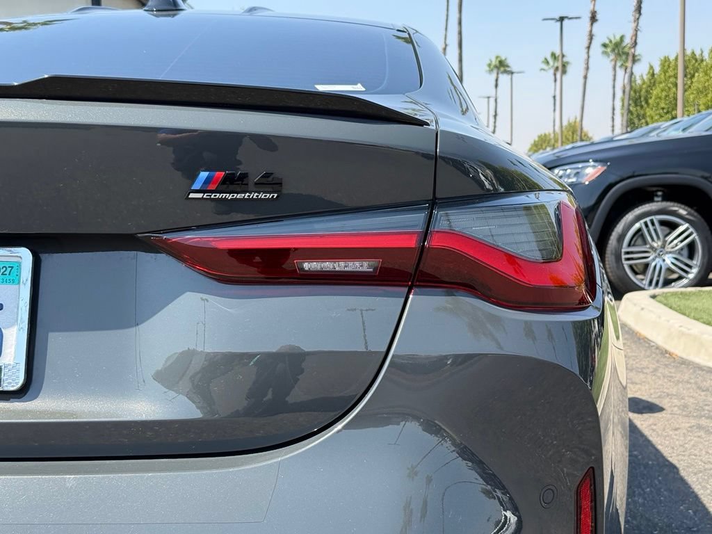 Used 2024 BMW M4 xDrive Competition AWD/4WD image 3