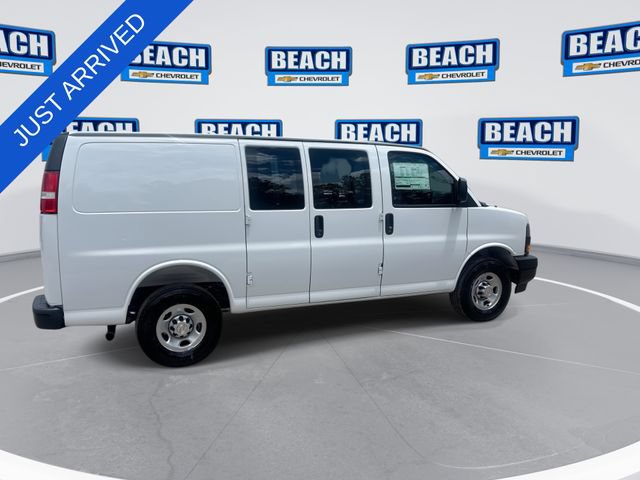 New 2026 Chevrolet Express 2500 w/ Driver Convenience Package RWD image 9