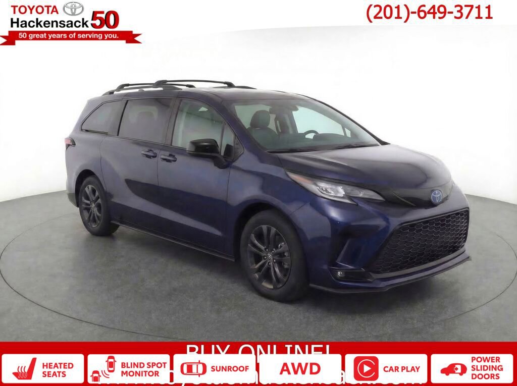 Used 2025 Toyota Sienna XSE w/ XSE Plus Package