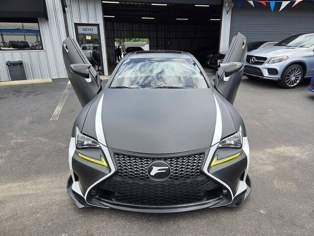 Used 2016 Lexus RC 200t RWD image 2