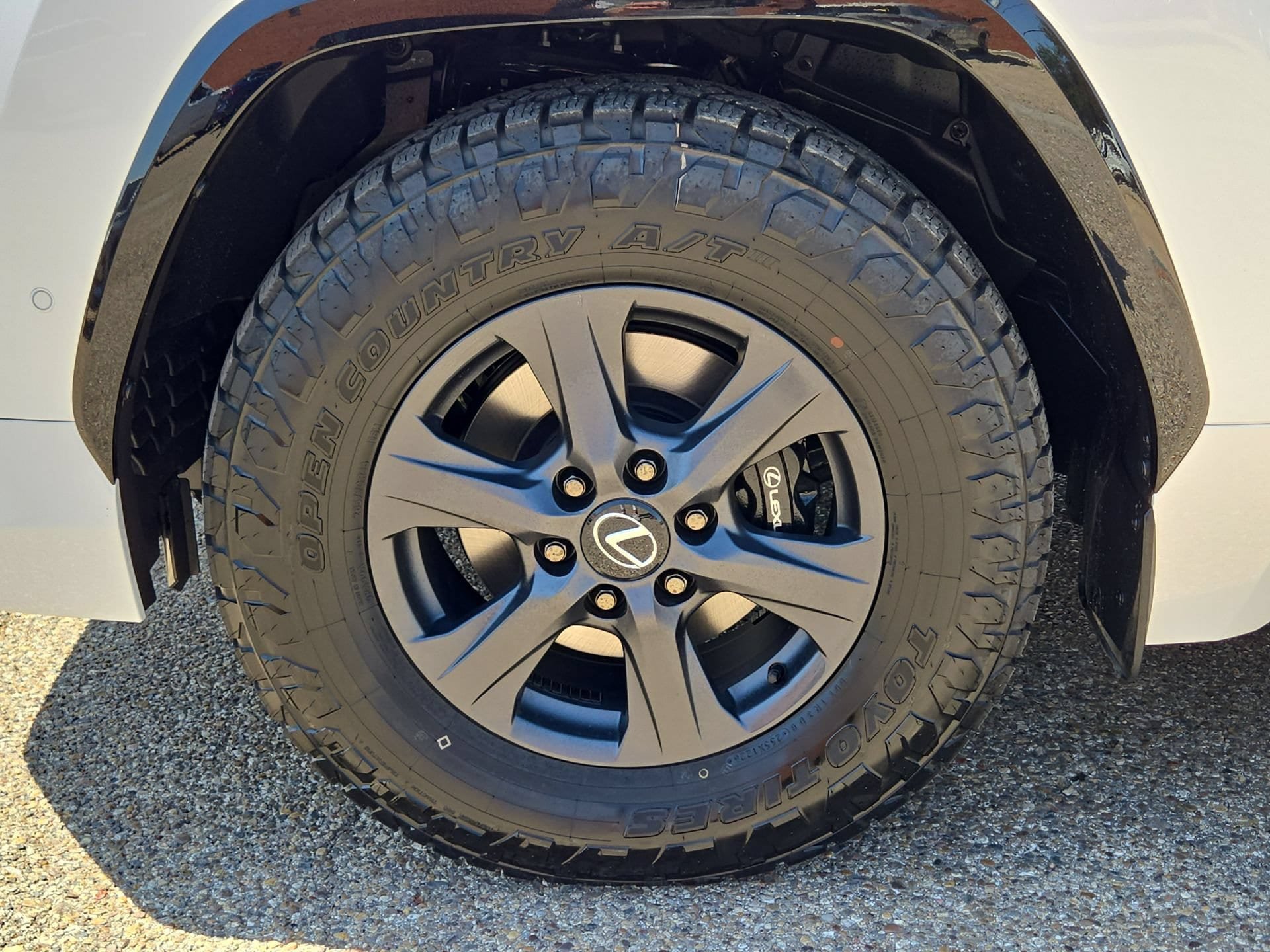 New 2026 Lexus LX 700h Overtrail AWD/4WD image 11
