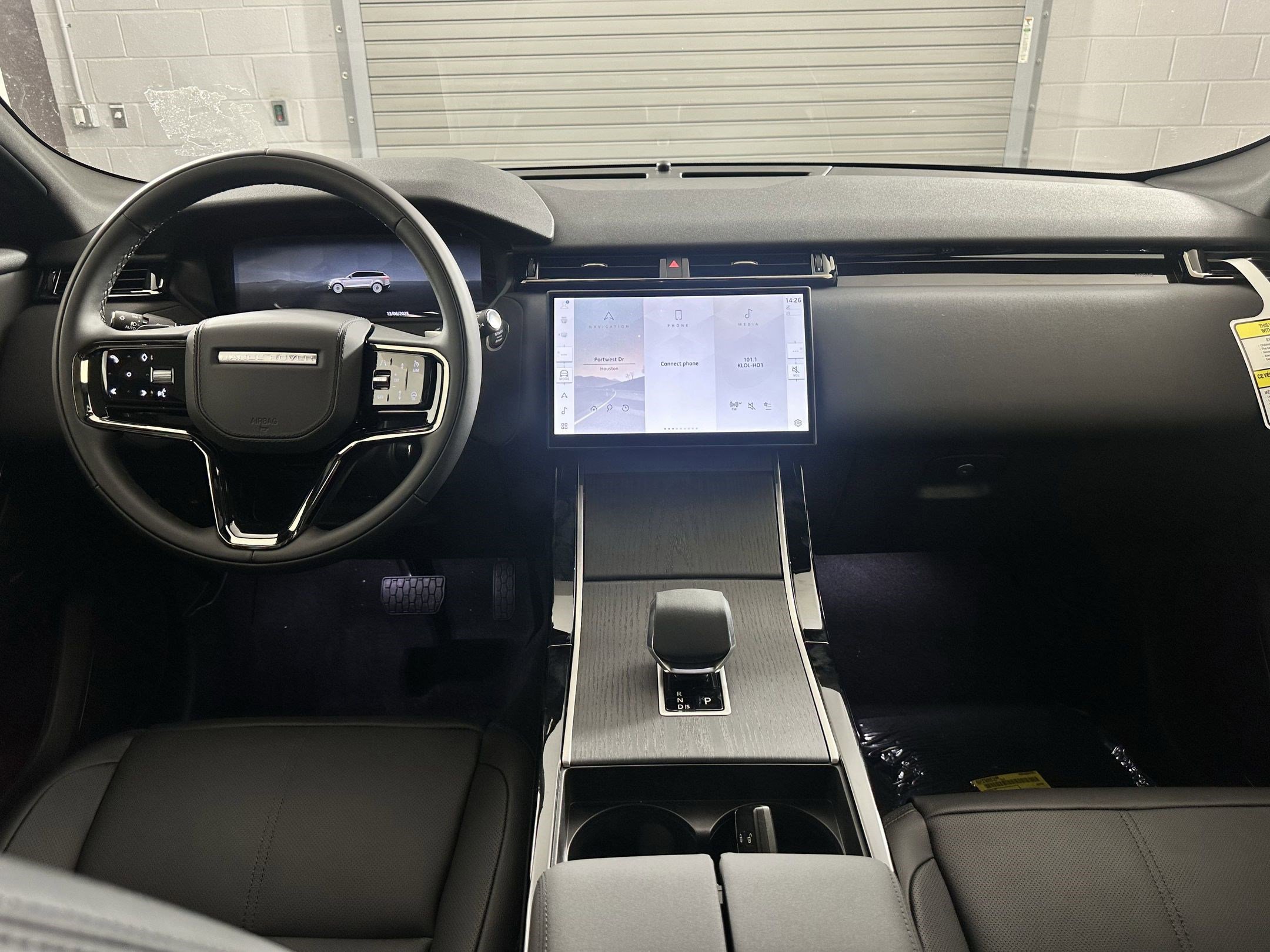 New 2026 Land Rover Range Rover Velar S image 14