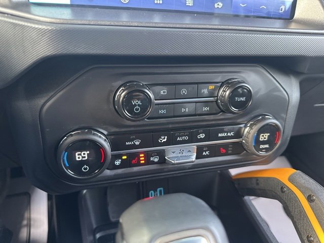 Used 2024 Ford Bronco Badlands image 40