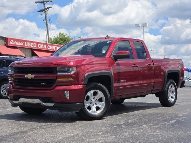 Used 2018 Chevrolet Silverado 1500 LT w/ All Star Edition AWD/4WD image 2