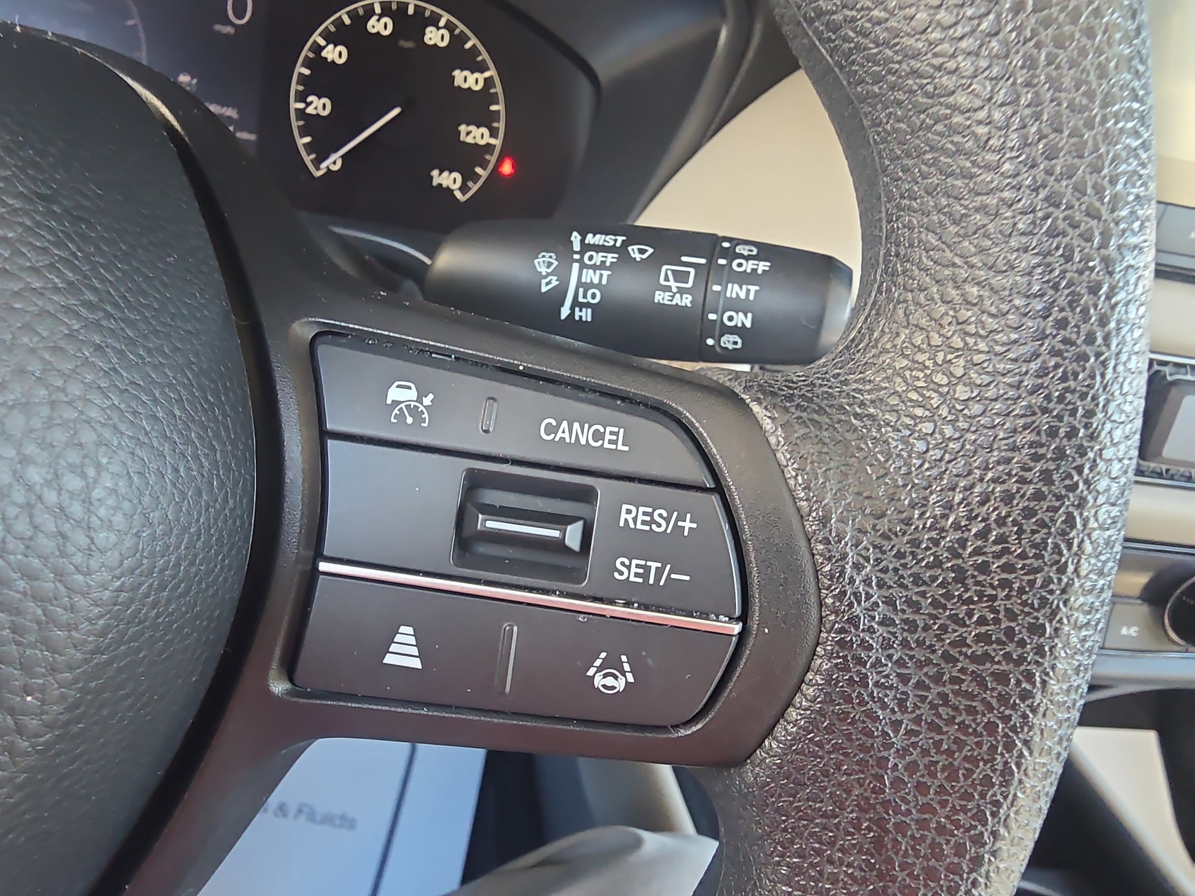 Used 2023 Honda HR-V LX image 25