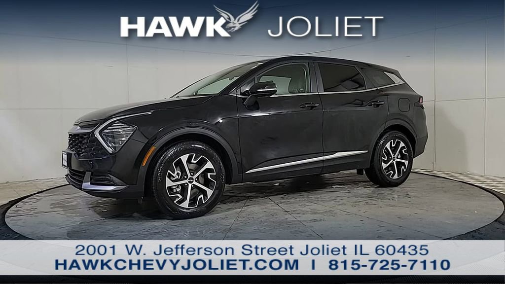 Used 2025 Kia Sportage EX image 4