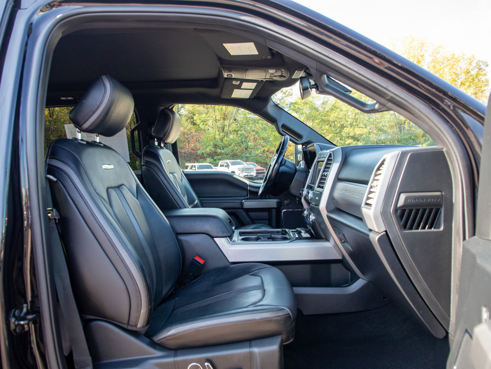 Used 2019 Ford F250 Platinum w/ Platinum Ultimate Package image 13