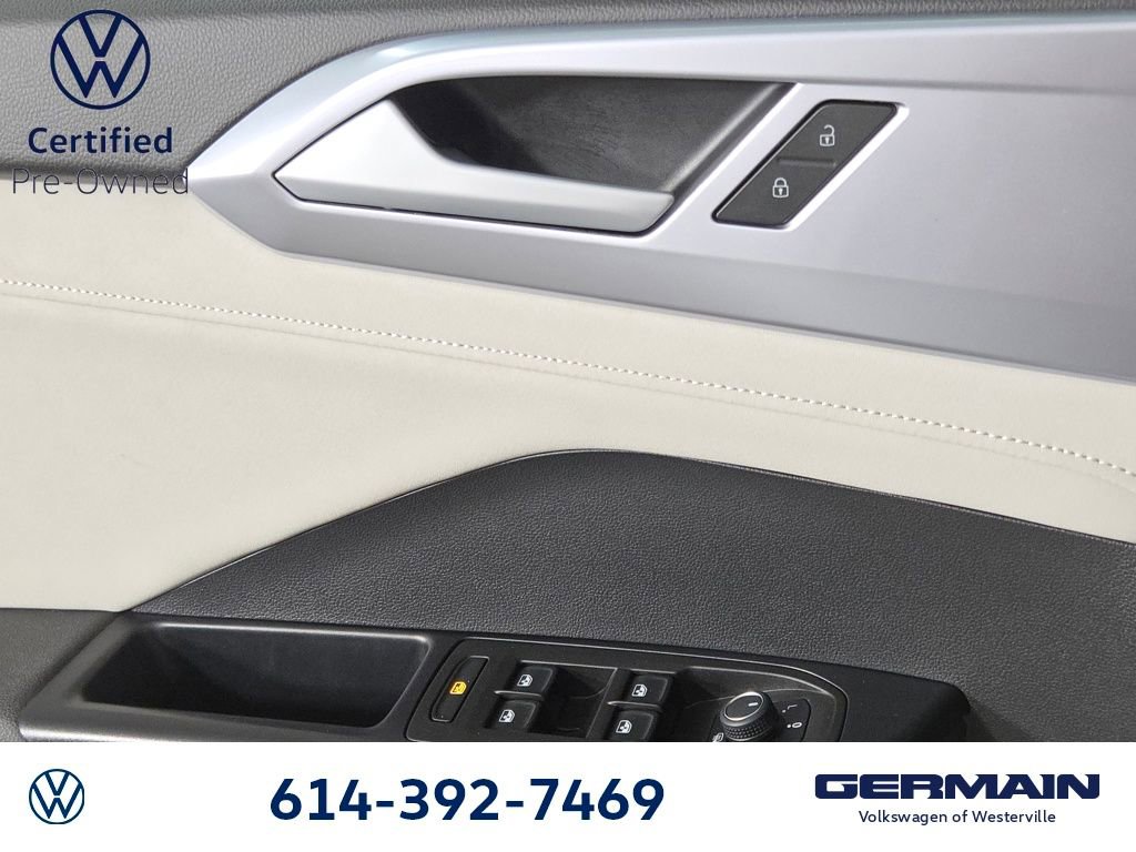 Used 2025 Volkswagen Taos SE AWD/4WD image 26