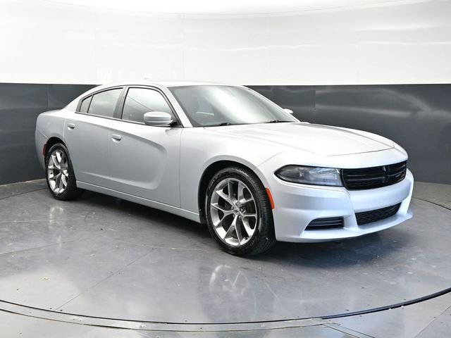 Used 2021 Dodge Charger SXT w/ Plus Group image 3