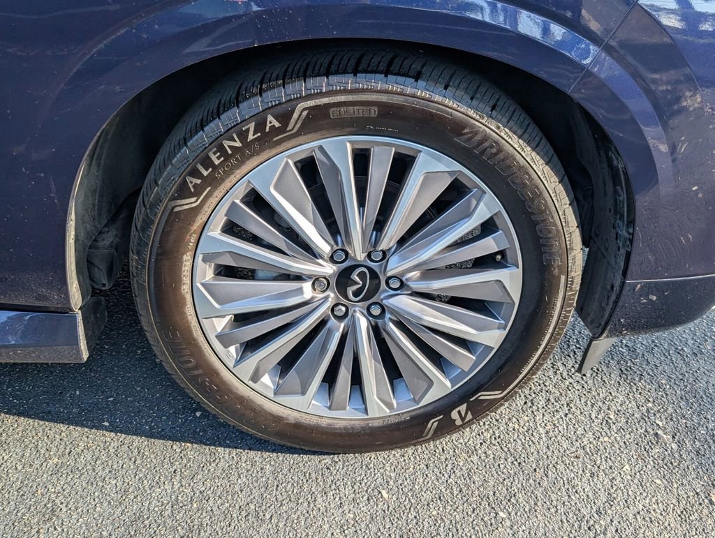 Used 2025 INFINITI QX80 Luxe image 19