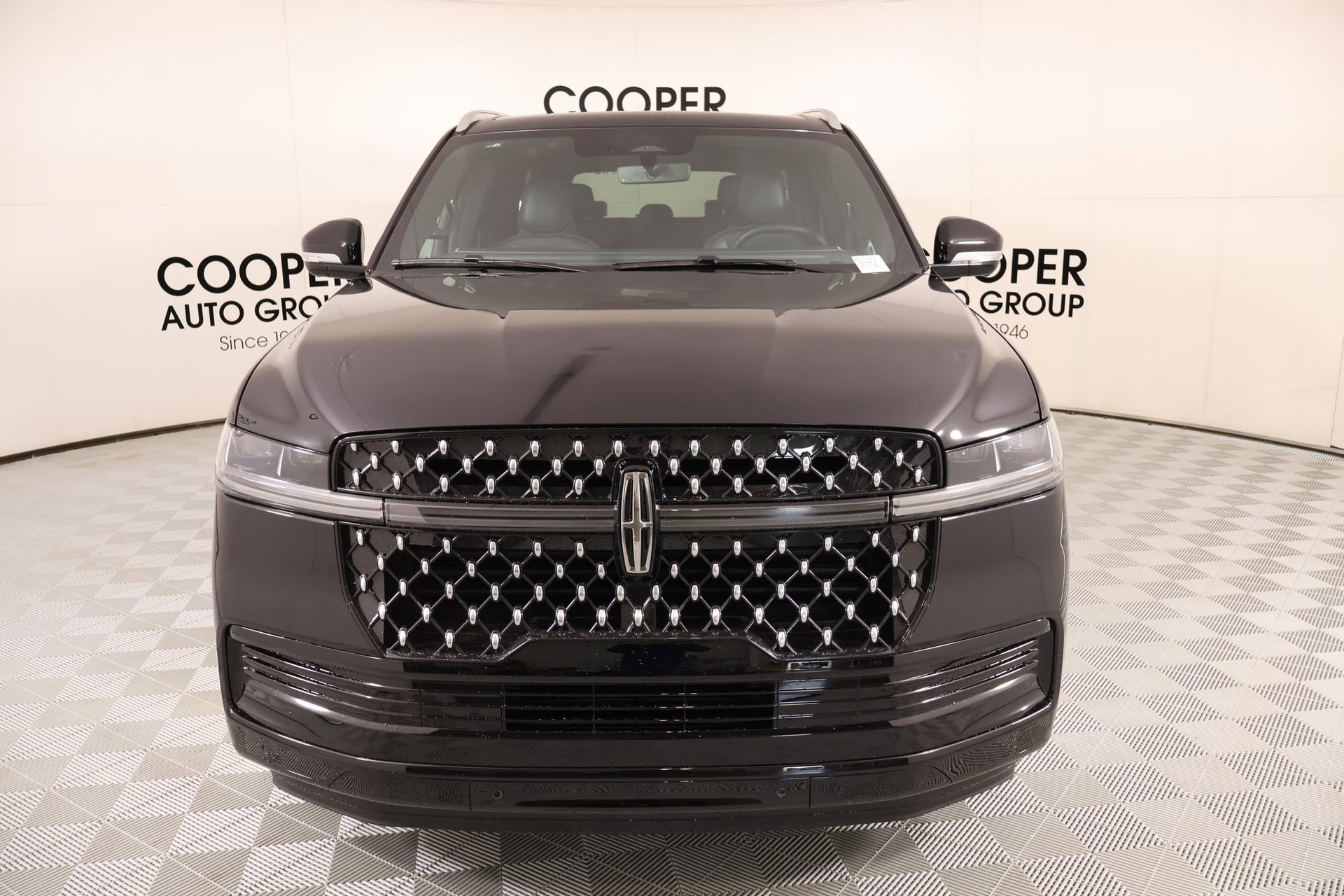 New 2026 Lincoln Navigator L Black Label AWD/4WD image 9