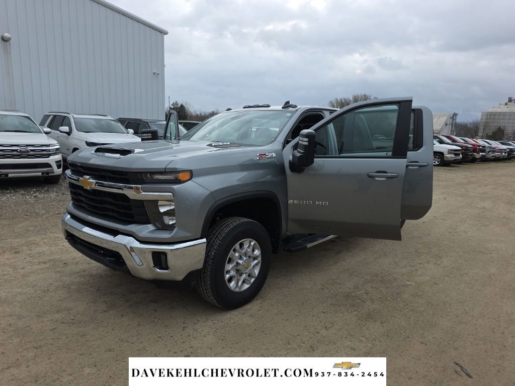 Used 2025 Chevrolet Silverado 2500 LT w/ All Star Edition image 27