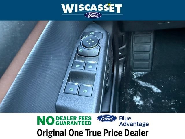 Certified 2025 Ford Bronco Sport Outer Banks w/ Outer Banks Tech Package+ AWD/4WD image 33
