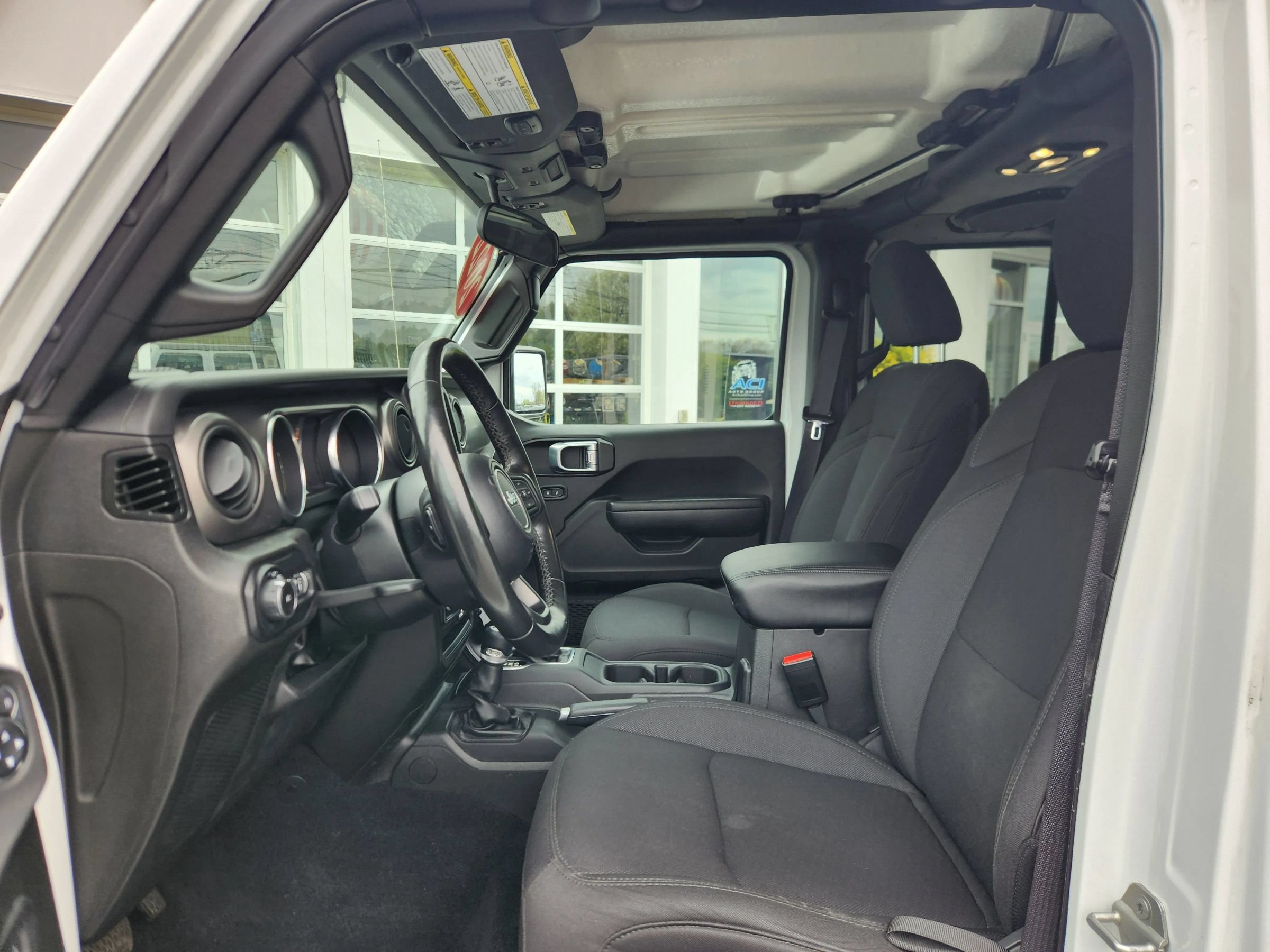 Used 2022 Jeep Wrangler Unlimited Sport AWD/4WD image 25