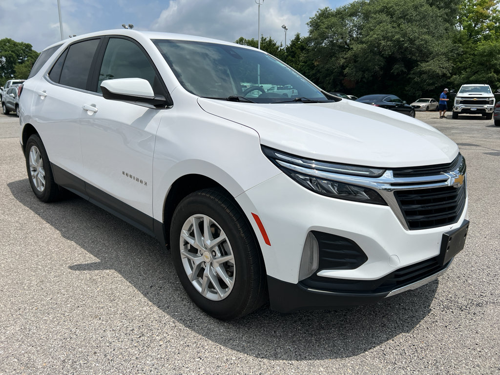 Used 2022 Chevrolet Equinox LT AWD/4WD image 2