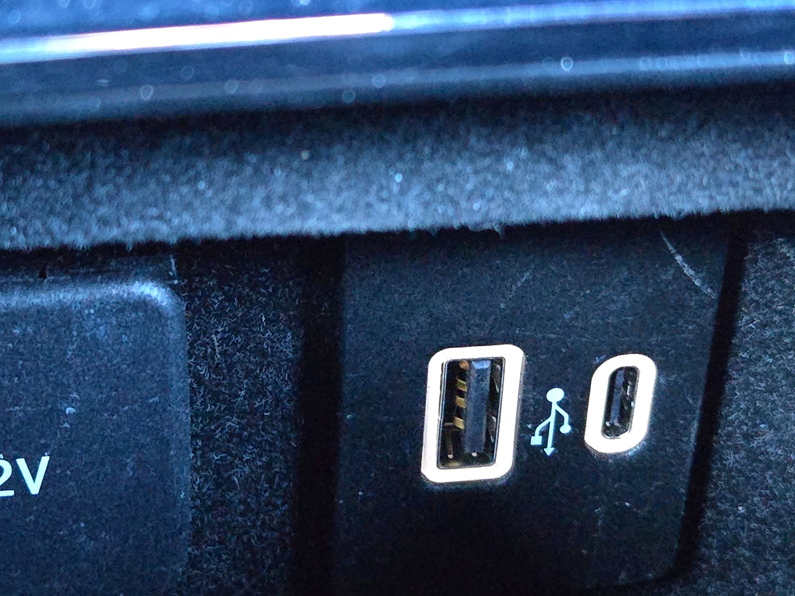 Used 2022 Lincoln Corsair Reserve w/ Luxury Package image 17