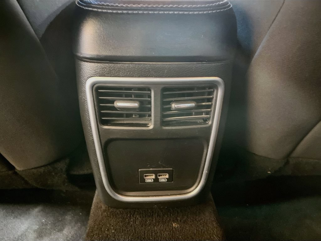 Used 2022 Dodge Charger SXT AWD/4WD image 24