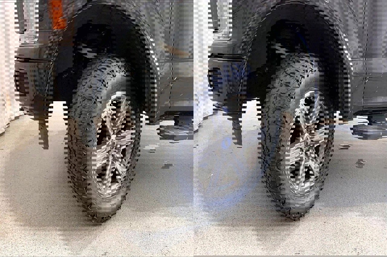 Used 2020 Ford F150 XLT w/ Equipment Group 302A Luxury image 20