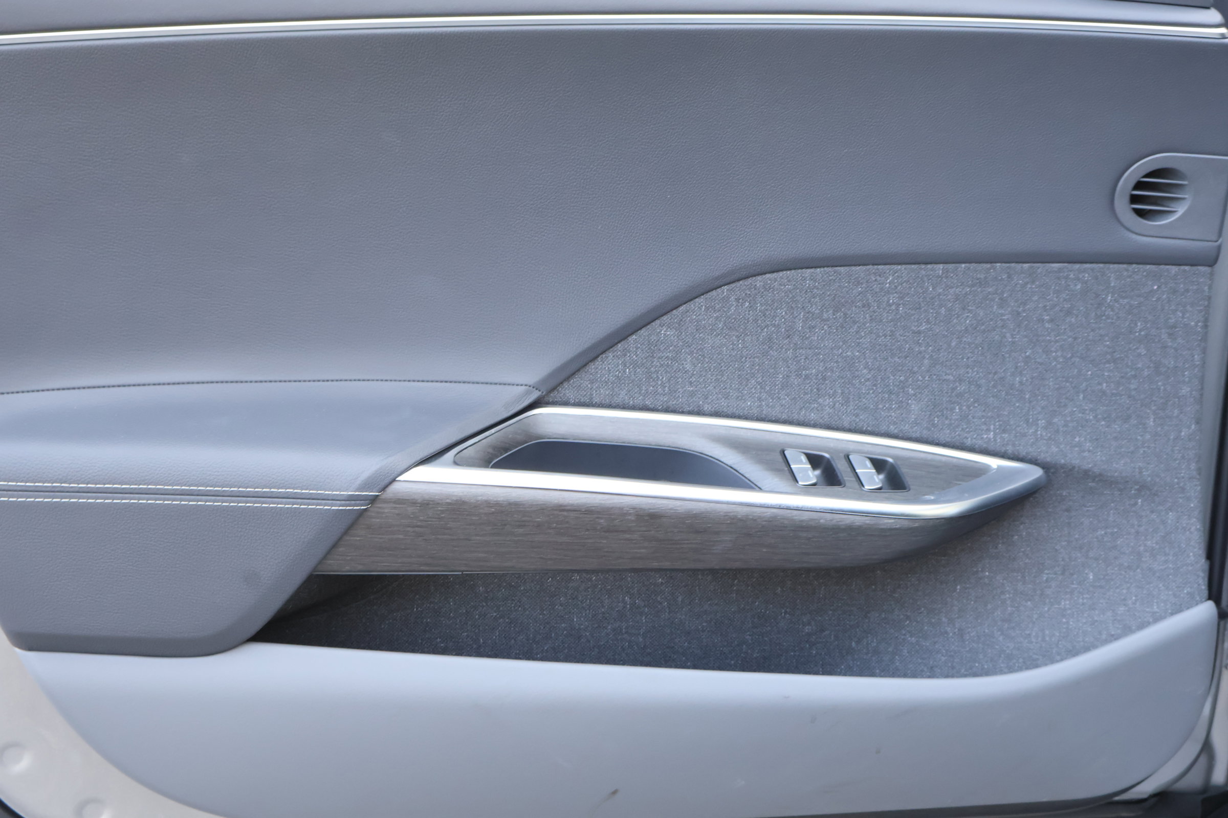 Used 2026 Lucid Air Touring image 14