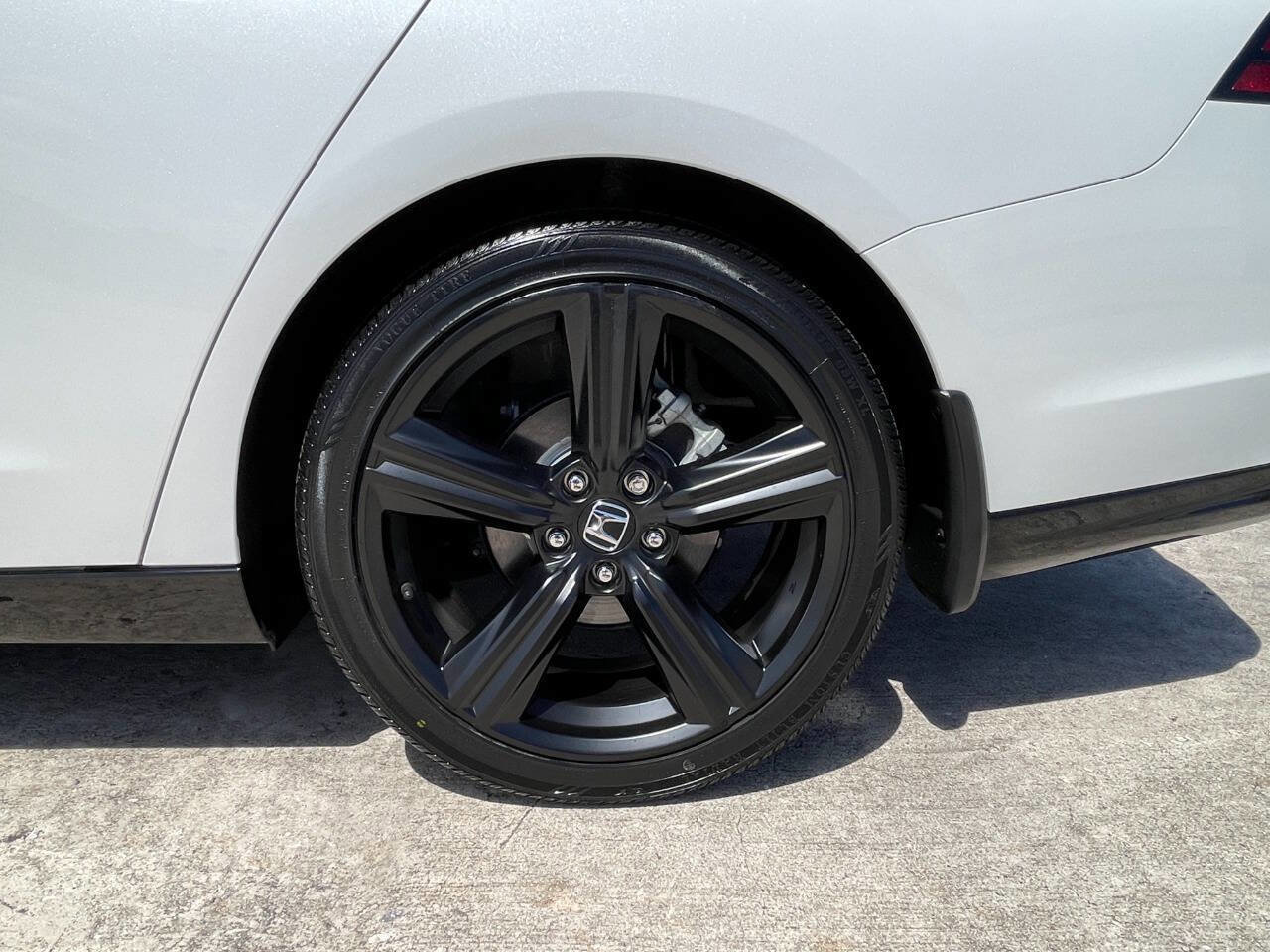 Used 2025 Honda Accord Sport image 15