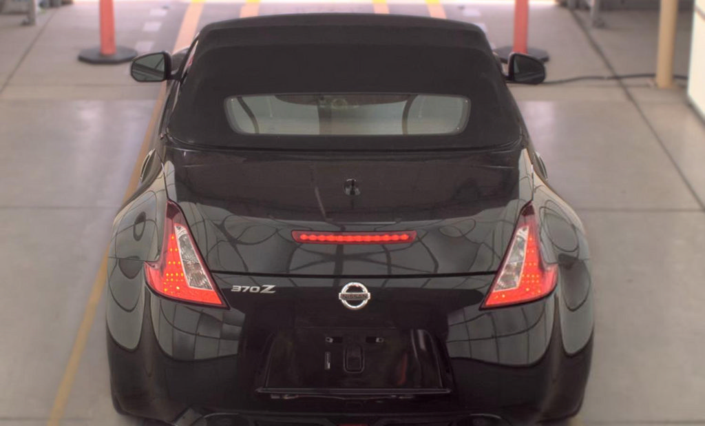 Used 2019 Nissan 370Z Touring RWD image 6