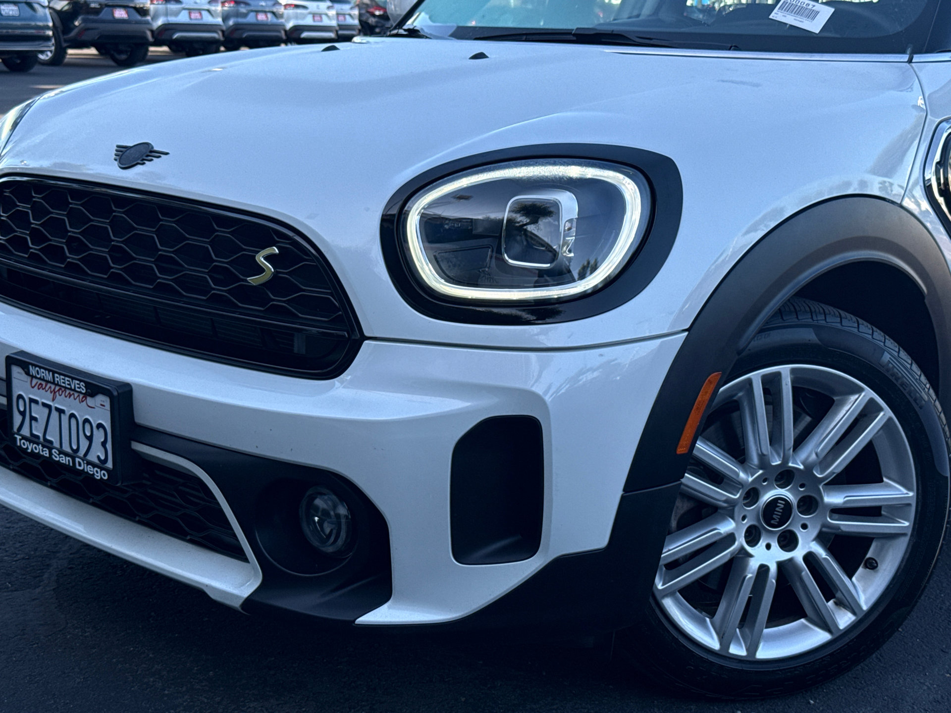 Used 2023 MINI Cooper Countryman SE w/ Storage Package AWD/4WD image 3