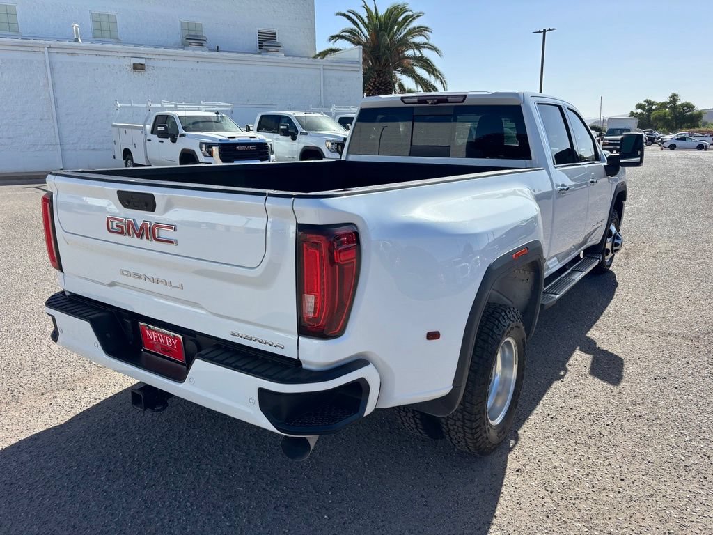 Used 2020 GMC Sierra 3500 Denali w/ Denali Ultimate Package AWD/4WD image 5