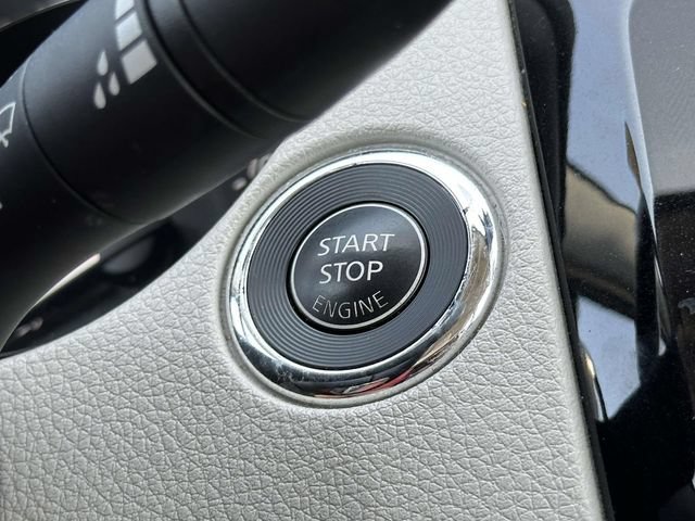 Used 2018 Nissan Rogue Sport SL w/ SL Premium Package AWD/4WD image 21