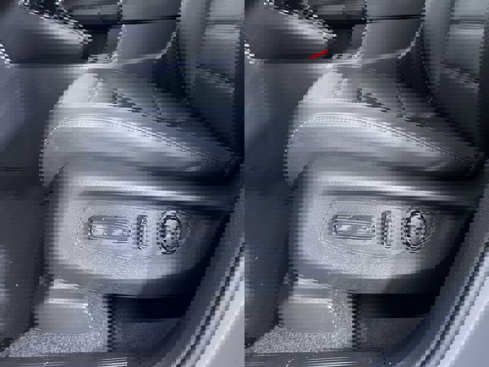 Used 2024 Honda CR-V EX-L image 13