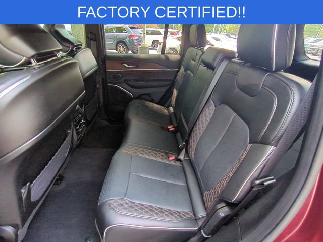 Certified 2025 Jeep Grand Cherokee Summit AWD/4WD image 32