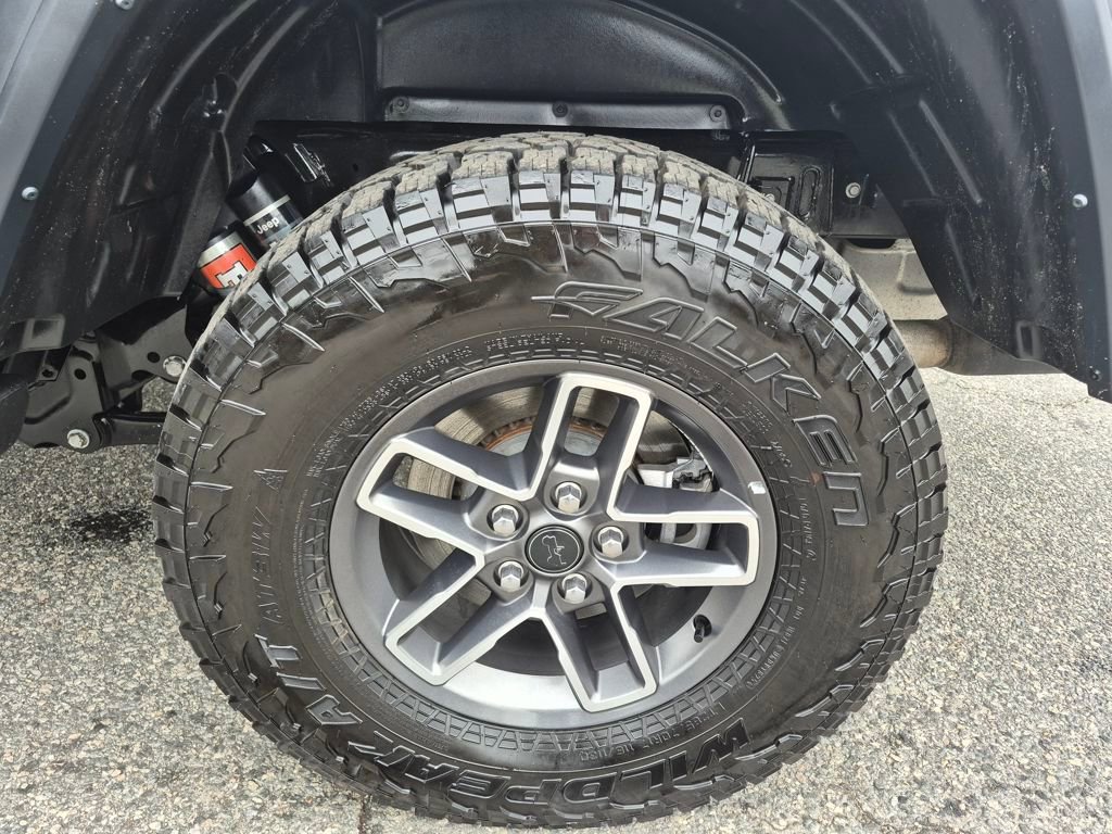 Used 2022 Jeep Gladiator Mojave w/ Cold Weather Group image 9