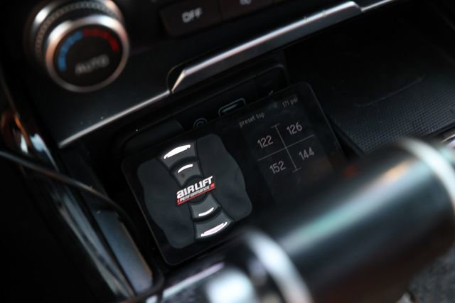 Used 2020 Kia Stinger GT1 image 27