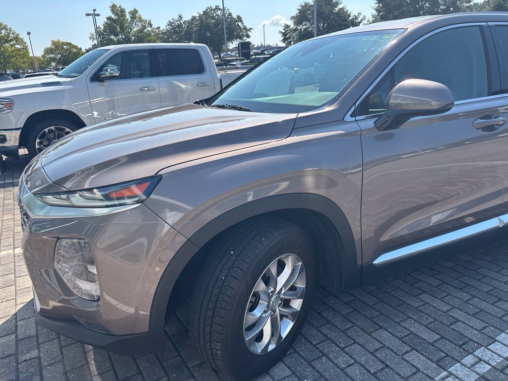 Used 2019 Hyundai Santa Fe SEL FWD image 15