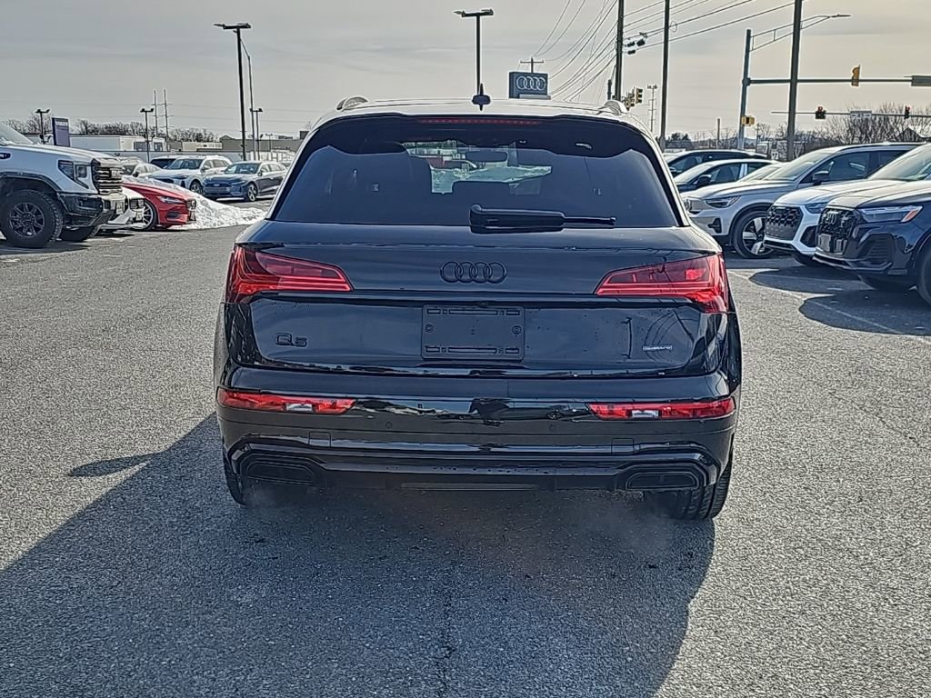 Used 2024 Audi Q5 e Prestige w/ Prestige Package image 13