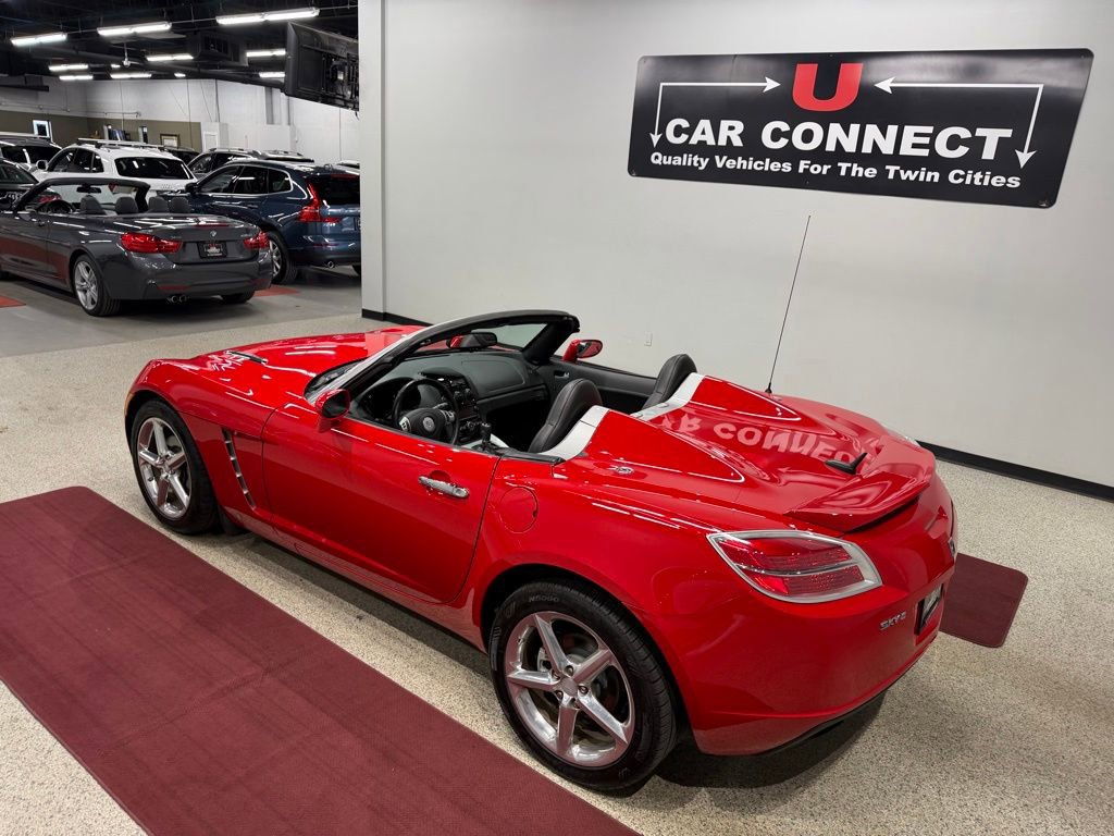 Used 2008 Saturn Sky Red Line image 17