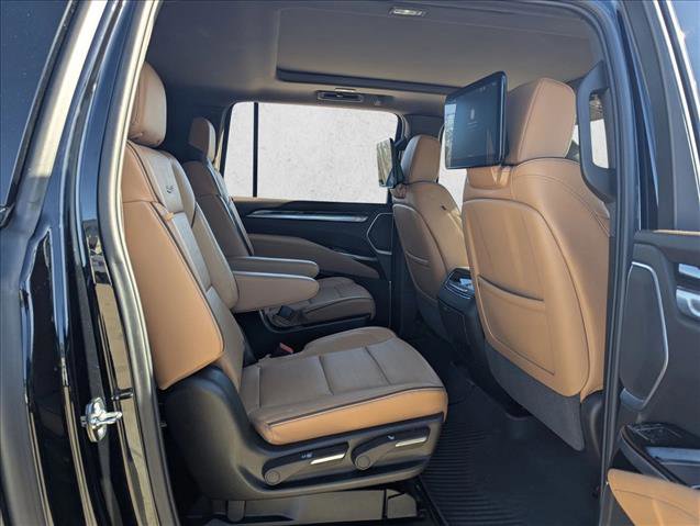 Certified 2025 Cadillac Escalade ESV Premium Luxury w/ Touring Package image 17