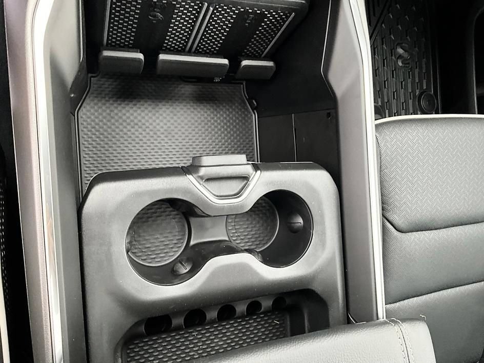 New 2026 RAM 1500 Laramie w/ Night Edition AWD/4WD image 24