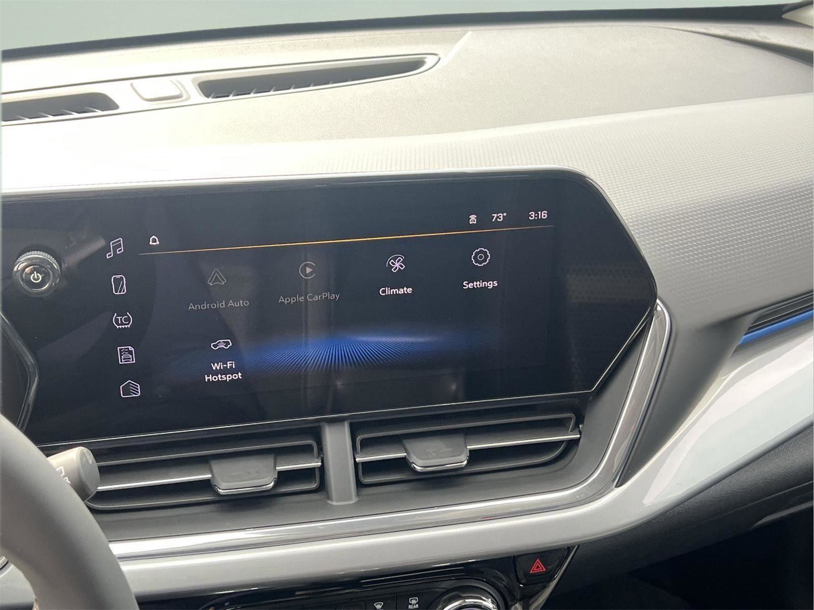 New 2026 Chevrolet Trax LT w/ Driver Confidence Package image 17