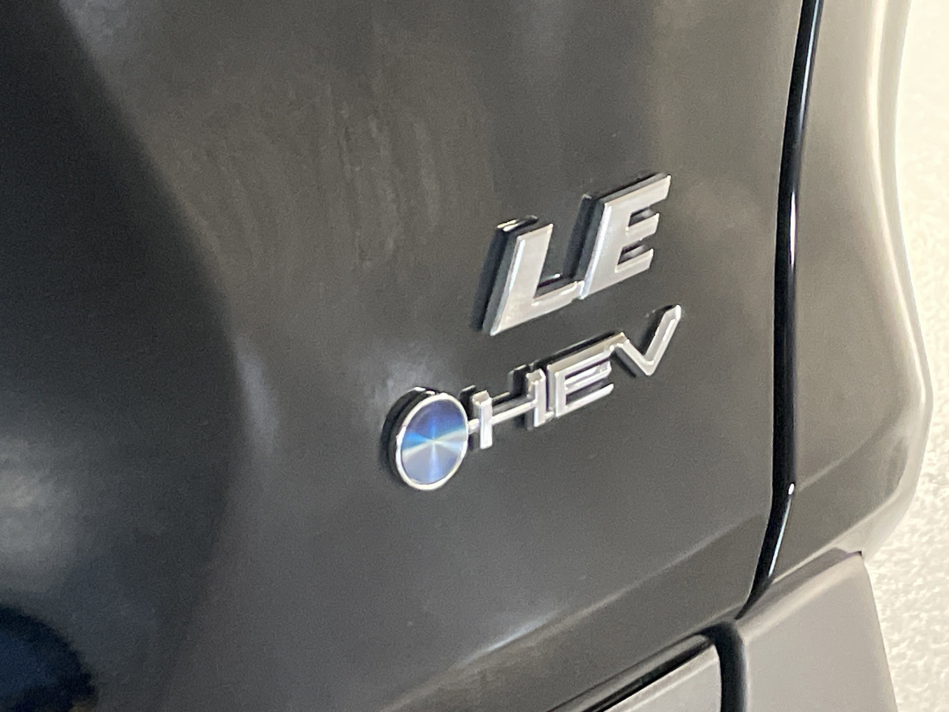 Used 2025 Toyota RAV4 LE image 33