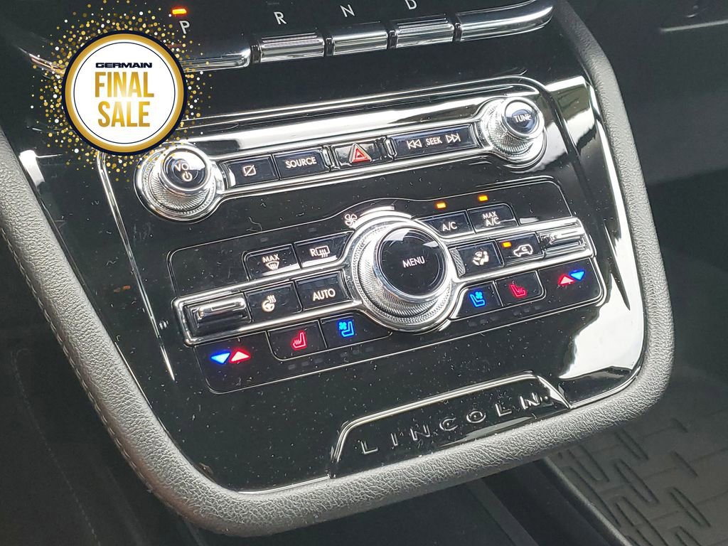 Used 2022 Lincoln Corsair Reserve w/ Equipment Group 201A image 27