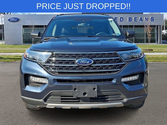 Used 2023 Ford Explorer XLT w/ Equipment Group 202A AWD/4WD image 3