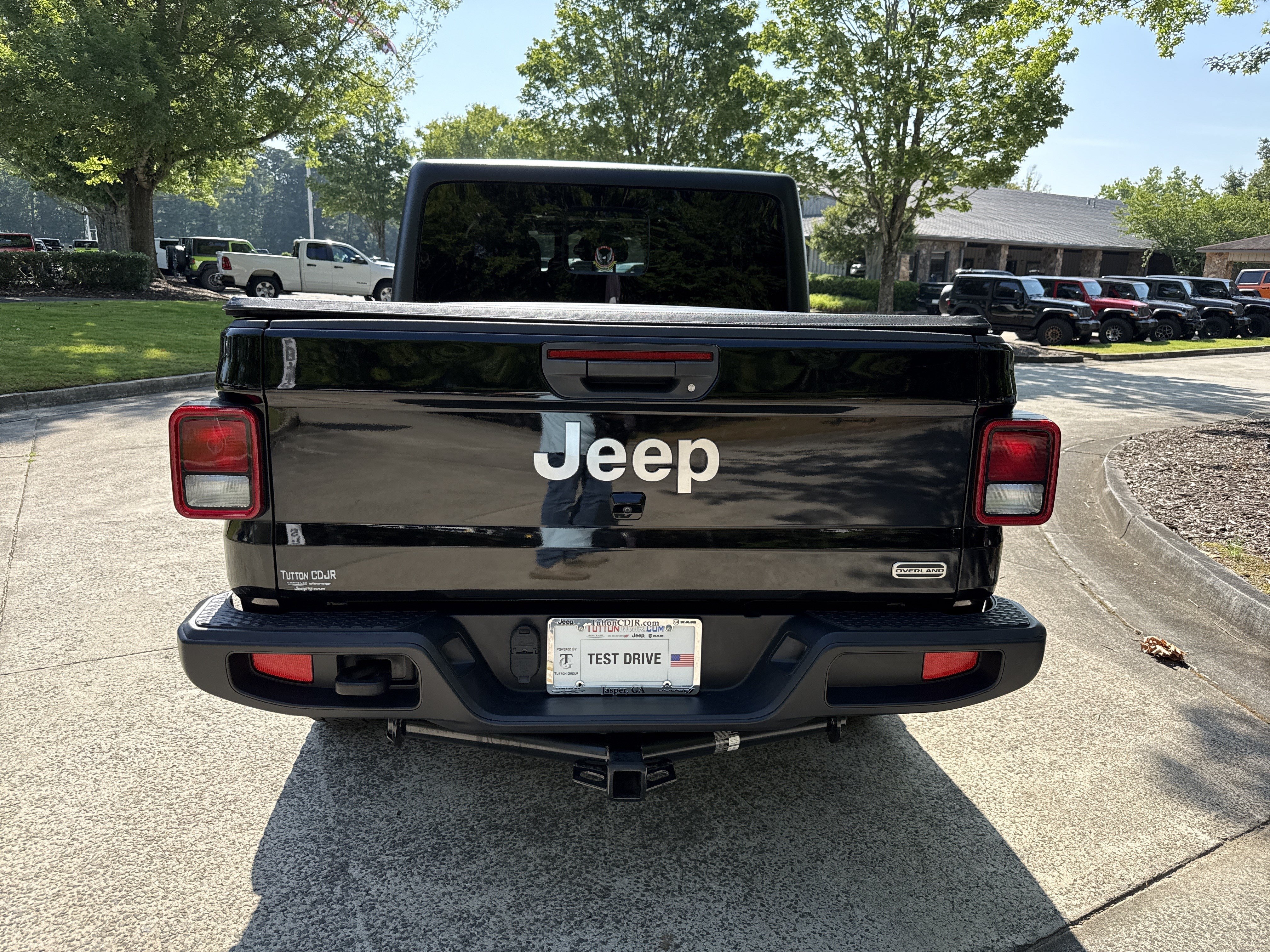 Used 2021 Jeep Gladiator Overland AWD/4WD image 6
