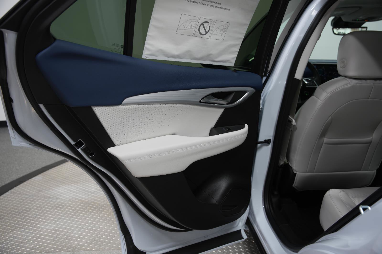 New 2026 Buick Envision Avenir image 21